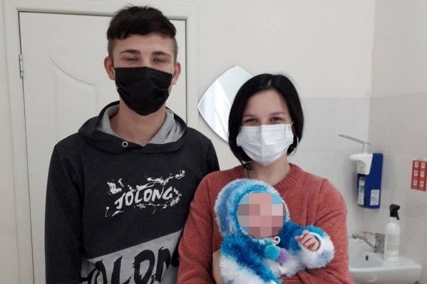 Забрать малыша домой родители смогли только вчера — после полного выздоровления Забрать малыша домой родители смогли только вчера — после полного выздоровления