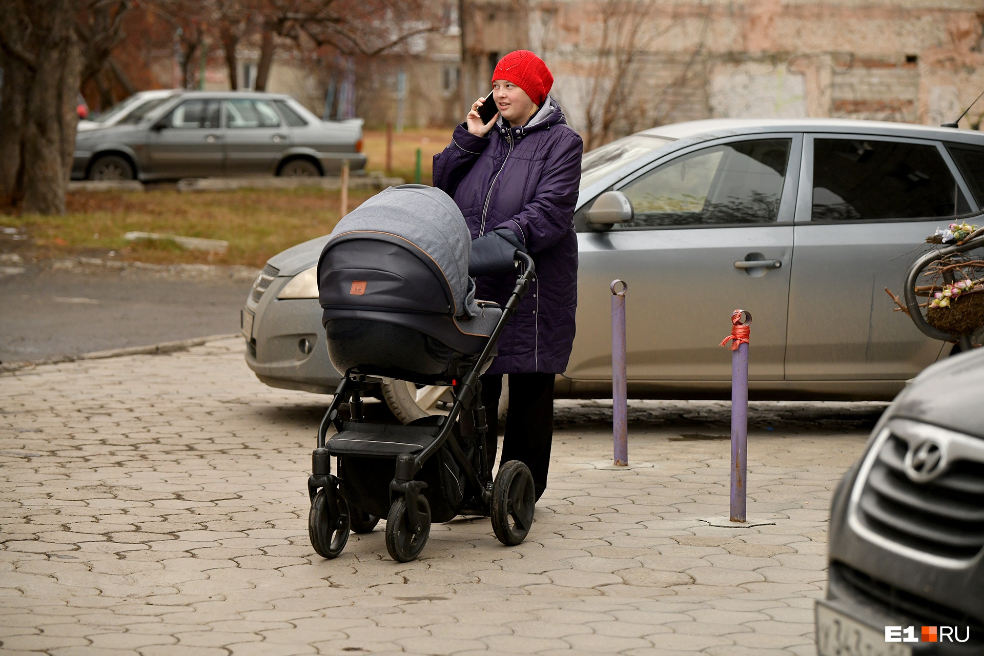 Кормящие мамы в Свердловской области останутся без QR-кодов? Врач рассказал, нужно ли им прививаться