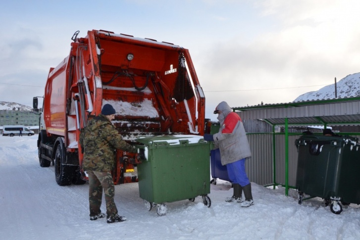 Вывоз мусора зимой могут задержать не более чем на 48 часов Вывоз мусора зимой могут задержать не более чем на 48 часов
