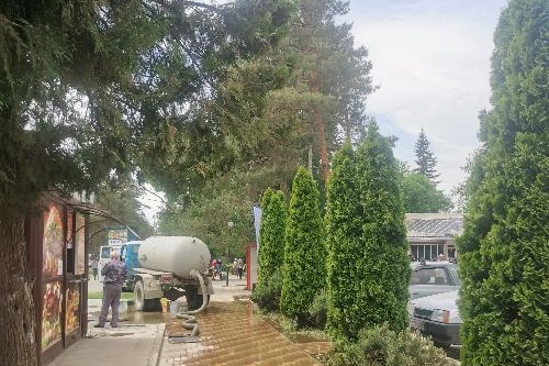 Сейчас специалисты занимаются восстановительными работами Сейчас специалисты занимаются восстановительными работами