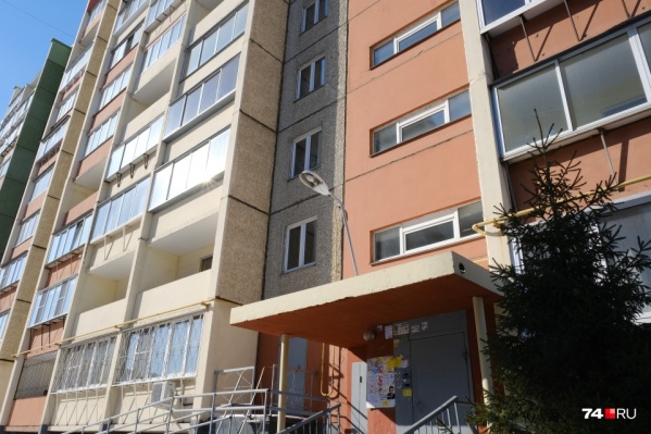 Квартиру собирались продать за 2,7 миллиона рублей Квартиру собирались продать за 2,7 миллиона рублей