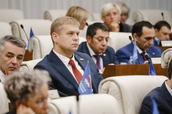 Депутаты Законодательного собрания Пермского края приняли поправку, предложенную Романом Водяновым Депутаты Законодательного собрания Пермского края приняли поправку, предложенную Романом Водяновым