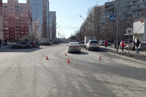 Одно из ДТП произошло на нерегулируемом переходе, в аварии пострадала 6-летняя девочка Одно из ДТП произошло на нерегулируемом переходе, в аварии пострадала 6-летняя девочка