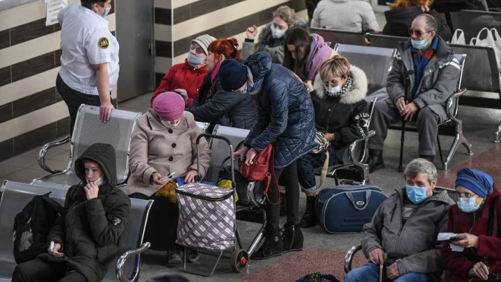 Как нерабочая неделя и локдауны в соседних регионах сказались на притоке туристов в Екатеринбург? Отвечают эксперты