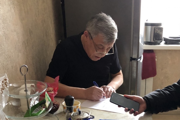 Один из задержанных Один из задержанных