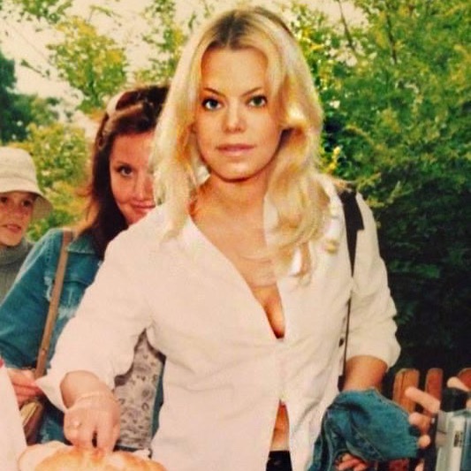 Яна Поплавская в 1998 году
