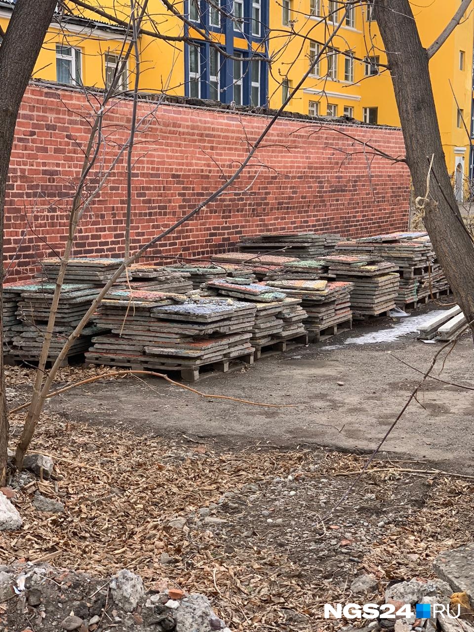 Фото сделано весной 2020 года Фото сделано весной 2020 года