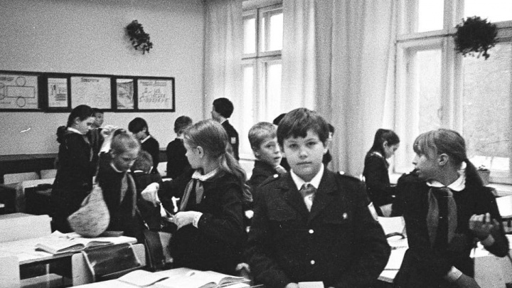 Мэр Кемерова поделился архивным фото в честь 1 Сентября. Смотрите, каким был в школе Илья Середюк