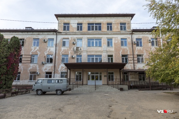 Онкодиспансер в Михайловке снова становится инфекционным госпиталем Онкодиспансер в Михайловке снова становится инфекционным госпиталем