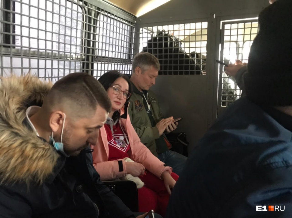 «Читали лекции в полиции»: свердловские депутаты рассказали о задержаниях в Москве