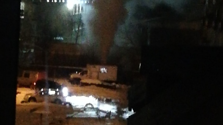Рванула еще одна теплосеть: люди замерзают из-за коммунального ЧП в Ростове Великом. Видео