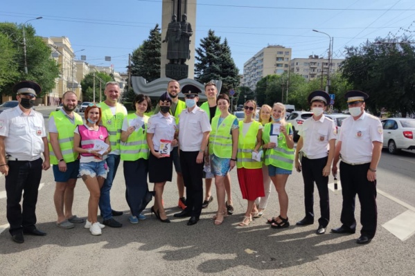 Акция прошла на остановке «Современник» Акция прошла на остановке «Современник»