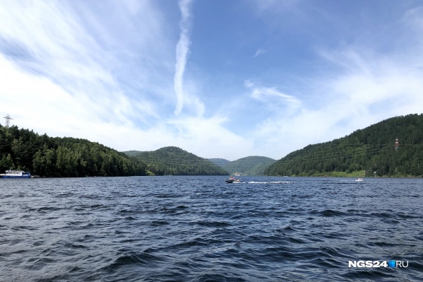 Беда произошла на Красноярском водохранилище Беда произошла на Красноярском водохранилище