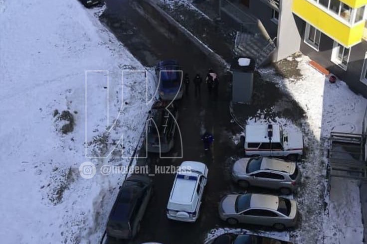 В Кемерово школьница упала с 16-го этажа. Она погибла