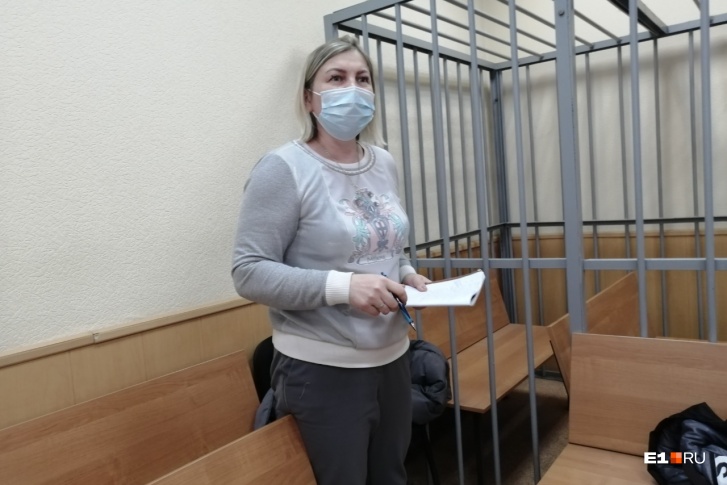 Елена Сидорова в суде во время выступления с последним словом