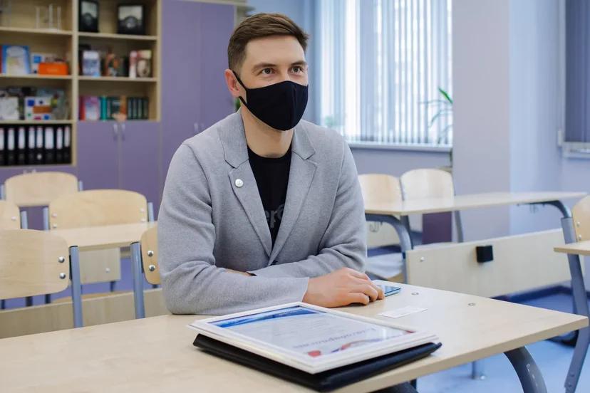 СберКласс позволяет отслеживать успеваемость ученика, результаты контрольных и самостоятельных работ СберКласс позволяет отслеживать успеваемость ученика, результаты контрольных и самостоятельных работ
