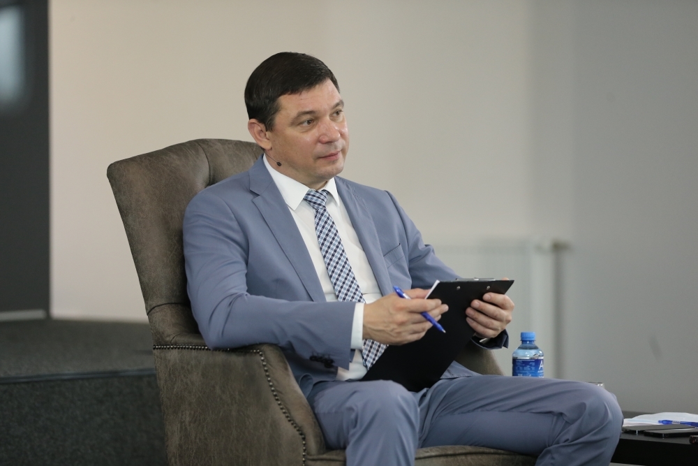 На брифинге Первышов заявил, что диалог продолжается На брифинге Первышов заявил, что диалог продолжается