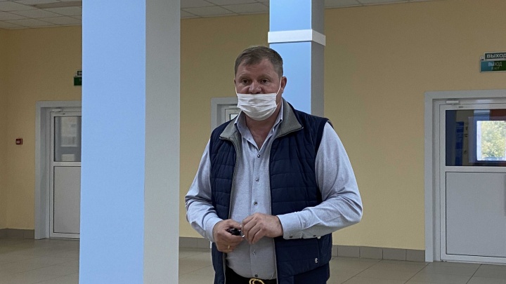 Инвестор школы в Кетово решил отозвать иск к пресс-секретарю главы Зауралья