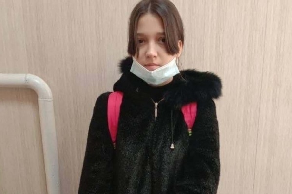 Елизвета ушла в школу, но на занятиях в тот день так и не появилась Елизвета ушла в школу, но на занятиях в тот день так и не появилась
