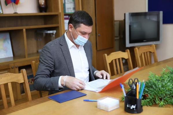 Евгений Первышов будет работать до выборов 19 сентября Евгений Первышов будет работать до выборов 19 сентября