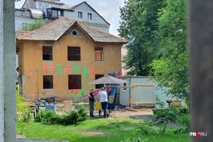 Мэр запретил сносить дом на Чайковского
