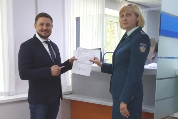 В Архангельске одним из первых получил сертификат КЭП президент Торгово-промышленной палаты Архангельской области Виталий Лочехин В Архангельске одним из первых получил сертификат КЭП президент Торгово-промышленной палаты Архангельской области Виталий Лочехин
