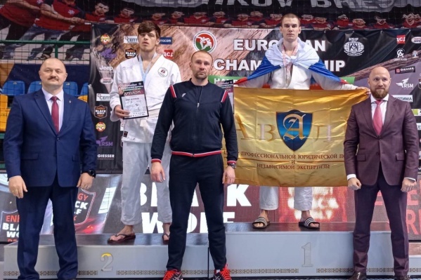 Волгоградец выиграл первое в истории области золото чемпионата по рукопашному бою Волгоградец выиграл первое в истории области золото чемпионата по рукопашному бою