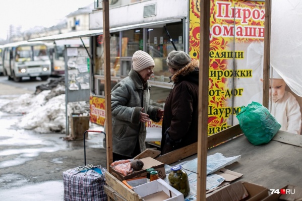 Разобраться с незаконными киосками власти пытаются не первый год Разобраться с незаконными киосками власти пытаются не первый год