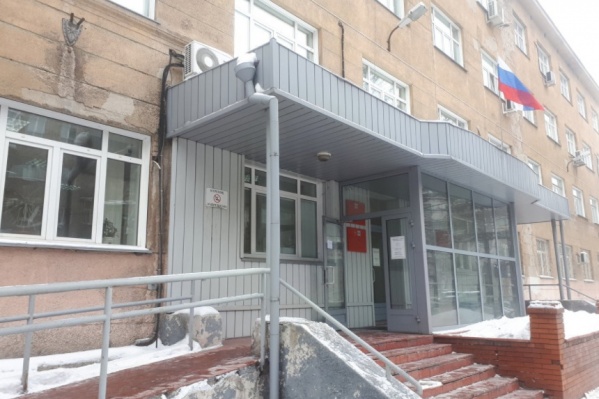 Трагедия произошла утром, когда к зданию суда подъехал конвой Трагедия произошла утром, когда к зданию суда подъехал конвой