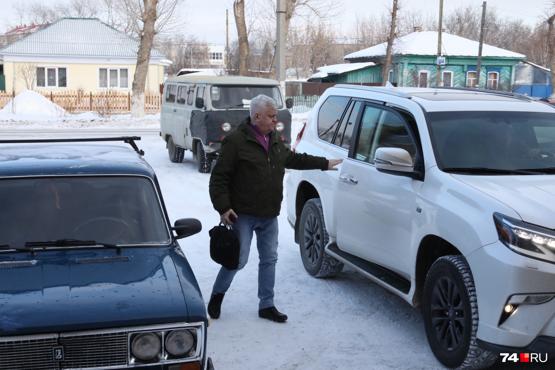 Андрей Косилов на заседание сегодня приехал последним <br> Андрей Косилов на заседание сегодня приехал последним <br>
