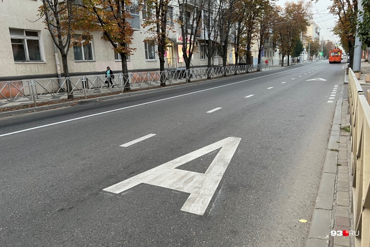 В ближайшее время в Краснодаре планируется ввести полосы для движения общественного транспорта еще на 4 участках В ближайшее время в Краснодаре планируется ввести полосы для движения общественного транспорта еще на 4 участках