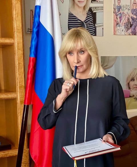 Оксана Пушкина уже несколько лет толкает в Госдуме законопроект о домашнем насилии Оксана Пушкина уже несколько лет толкает в Госдуме законопроект о домашнем насилии