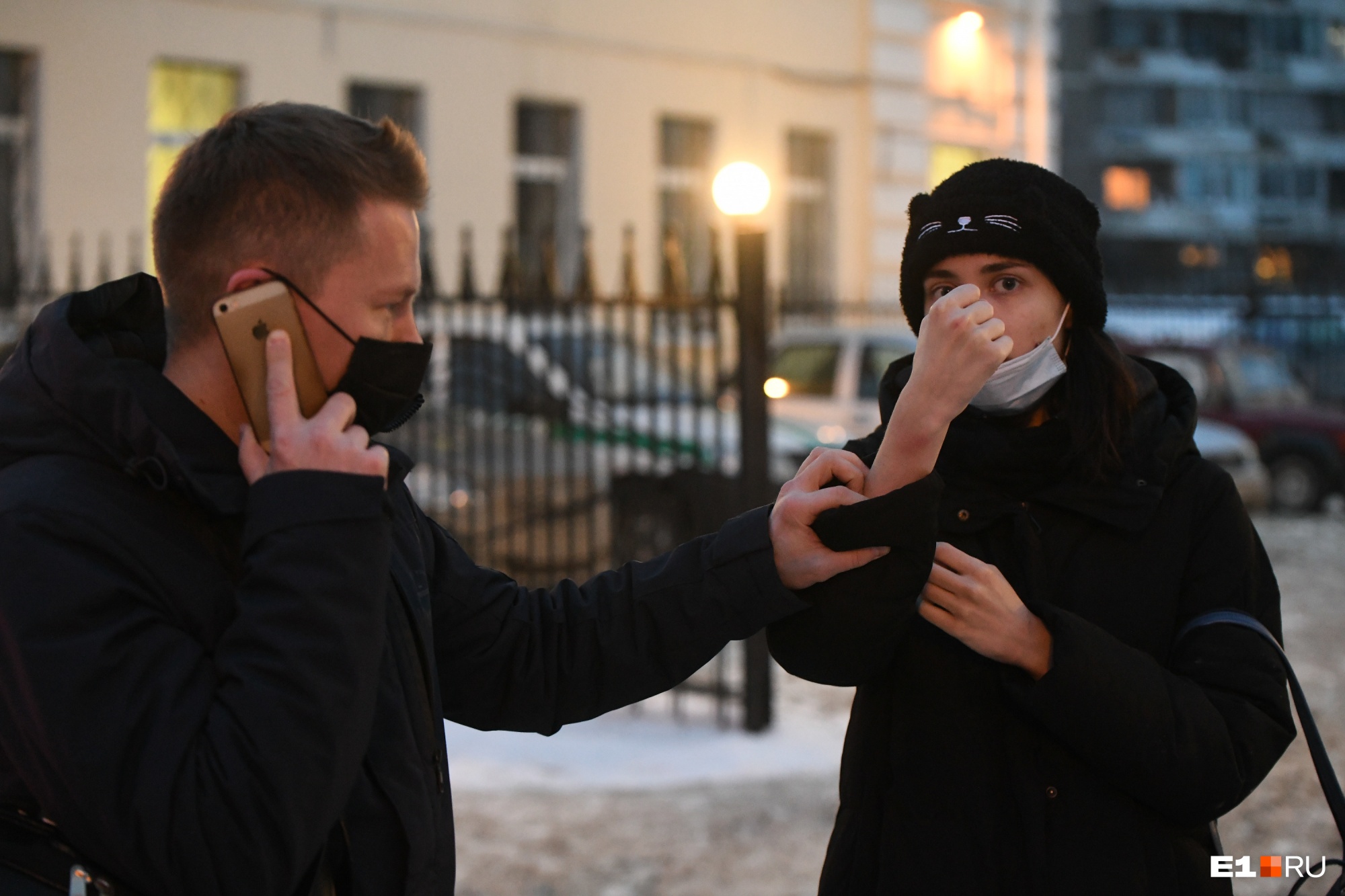 Сотрудницу штаба Навального обвинили в сопротивлении полицейским