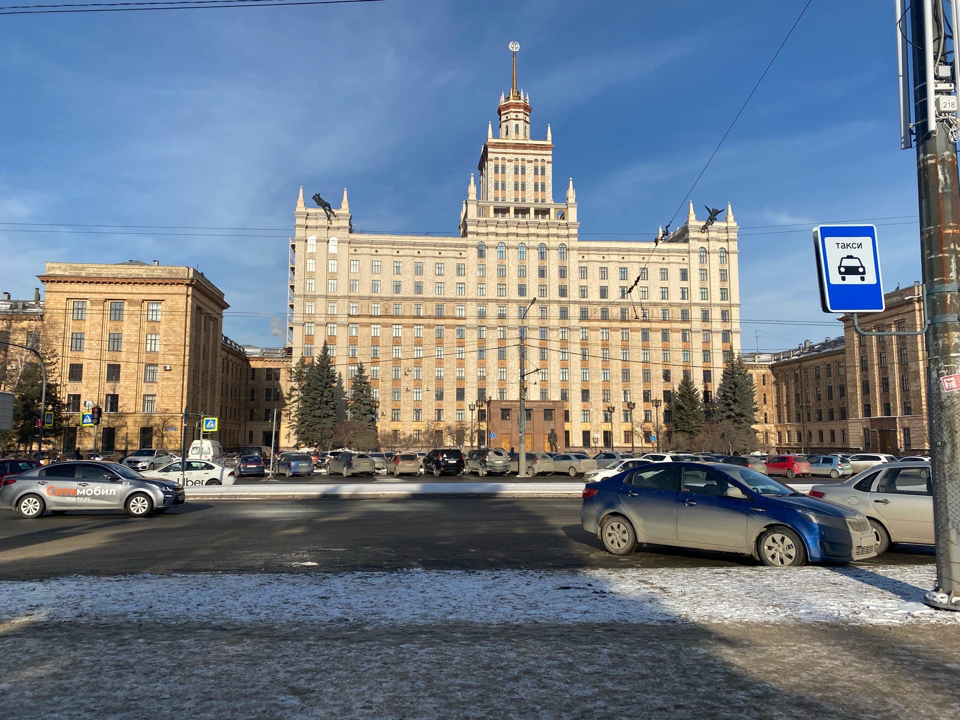 Пойти на трехчасовой перерыв 31 января просили все небольшие точки питания рядом с ЮУрГУ Пойти на трехчасовой перерыв 31 января просили все небольшие точки питания рядом с ЮУрГУ 