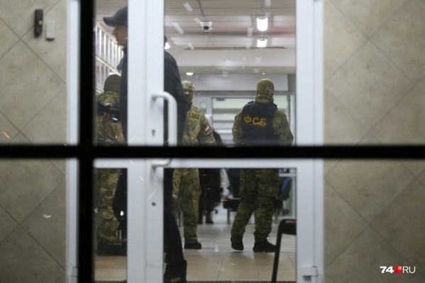 Причины проведения обысков в Курганском региональном отделении Фонда социального страхования неизвестны Причины проведения обысков в Курганском региональном отделении Фонда социального страхования неизвестны