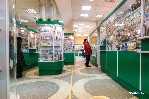 В муниципальной аптеке отказались продать лекарство по рецепту из-за неправильно оформленного адреса в штампе врача В муниципальной аптеке отказались продать лекарство по рецепту из-за неправильно оформленного адреса в штампе врача