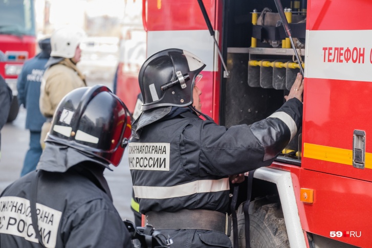 Пожар начался рано утром Пожар начался рано утром
