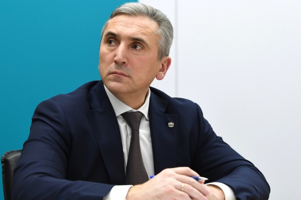 Вчера президенту жители Тюменской области рассказали о двух проблемах — трудностях в трудоустройстве и высокой плате за ЖКХ Вчера президенту жители Тюменской области рассказали о двух проблемах — трудностях в трудоустройстве и высокой плате за ЖКХ