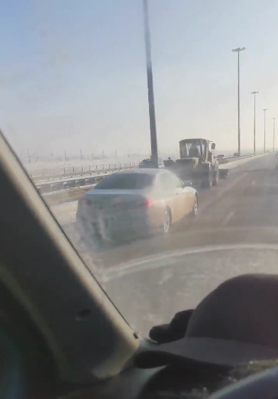 Скриншот видео из группы <a href="https://vk.com/wall-68471405_14605337" target="_blank" class="_">«ДТП и ЧП | Санкт-Петербург»</a>