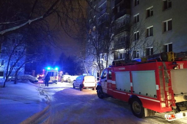 При пожаре в доме на Рассветной погибли восемь человек При пожаре в доме на Рассветной погибли восемь человек