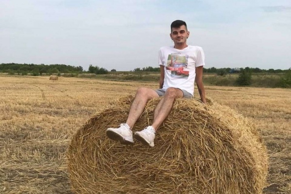 Если вы не сфотографировались на стогах сена — считайте, что никуда не ездили Если вы не сфотографировались на стогах сена — считайте, что никуда не ездили