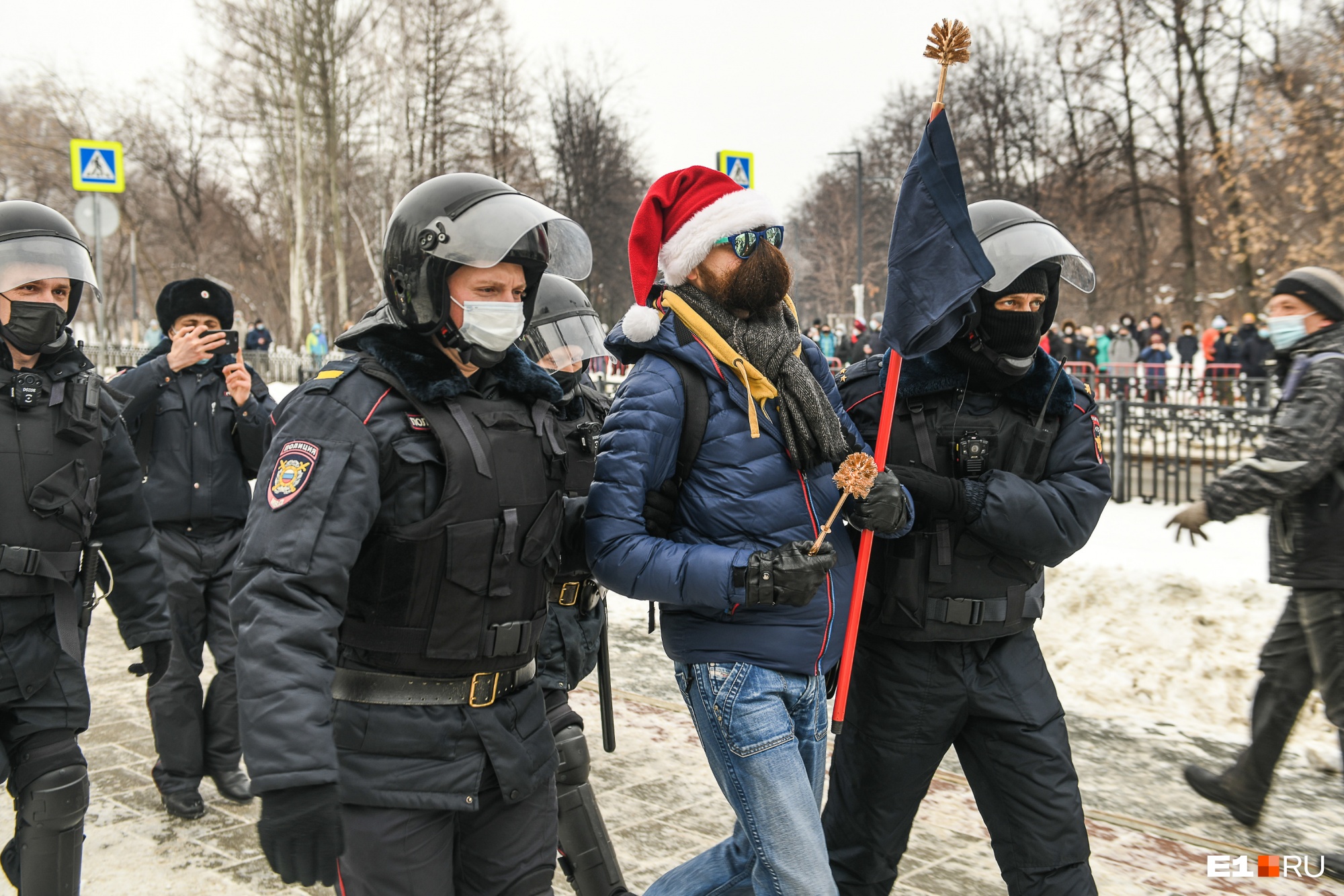 «Людей силой приводят на заседания». Как судят участников митингов в поддержку Навального в Екатеринбурге