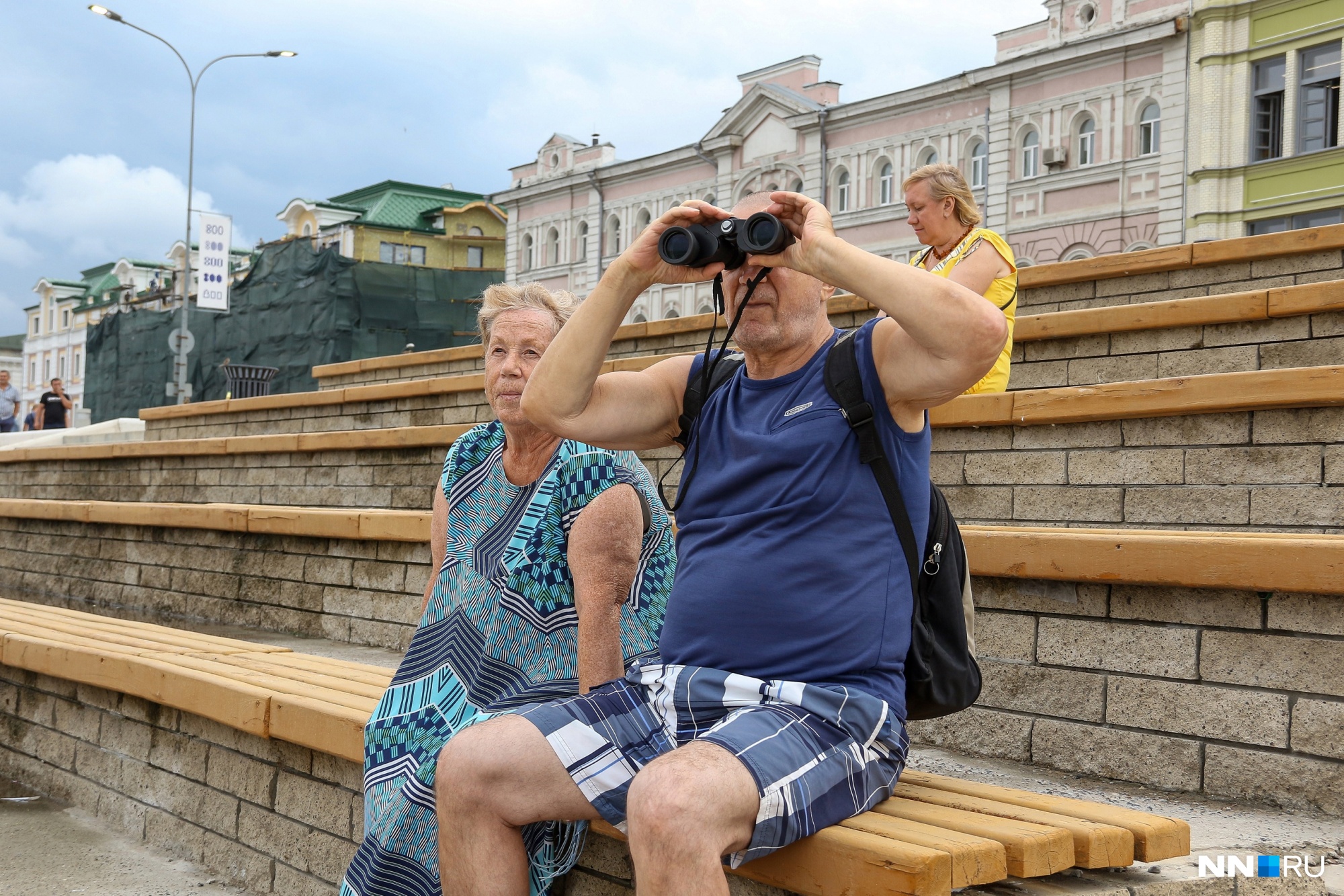 Некоторые нижегородцы наблюдали за полетами со стороны Нижне-Волжской набережной