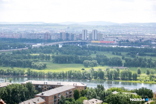 У властей есть много планов на остров в центре города У властей есть много планов на остров в центре города