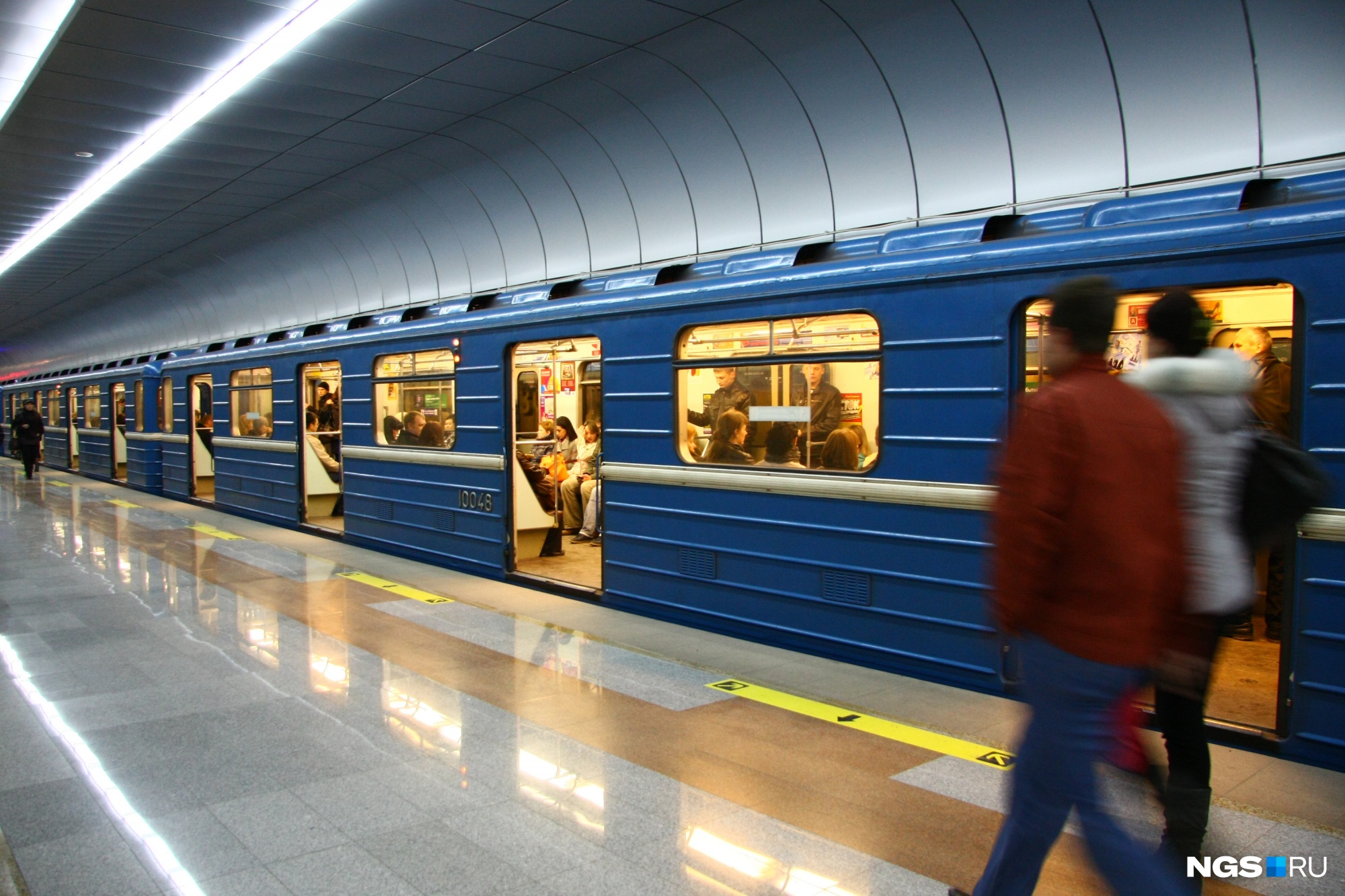 Когда открыли метро в новосибирске. Метрополитен Новосибирск. Станция метро Золотая Нива Новосибирск. Станция Сибирская Новосибирск метро. Золотая Нива (станция метро) 2022.