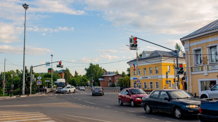 Дмитрий Миронов потребовал привести в порядок переславские дороги после замены коммунальных сетей