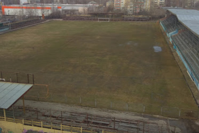 Сейчас стадион закрыт Сейчас стадион закрыт
