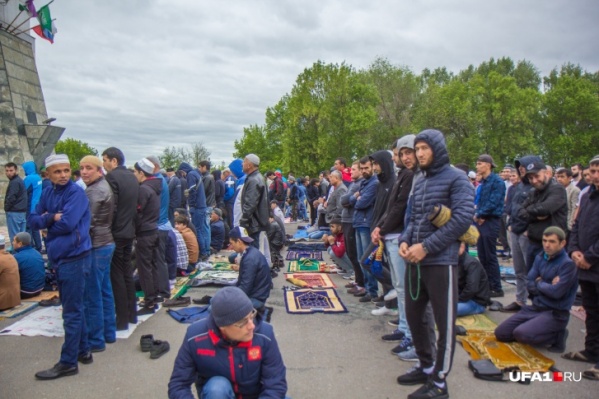 В этот четверг мусульмане отпразднуют Ураза-байрам В этот четверг мусульмане отпразднуют Ураза-байрам