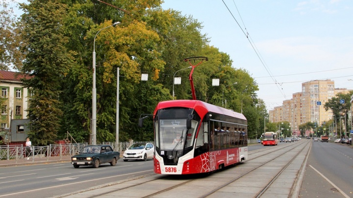 В Перми возобновляют движение трамваев до микрорайона Висим. Власти назвали дату