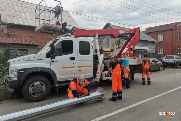 На перекрестке Громова и Волгоградской за несколько лет случились десятки ДТП На перекрестке Громова и Волгоградской за несколько лет случились десятки ДТП